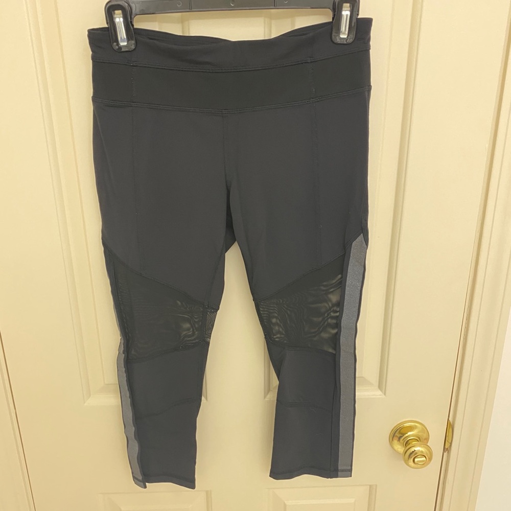 Lululemon Cropped Speed Tights